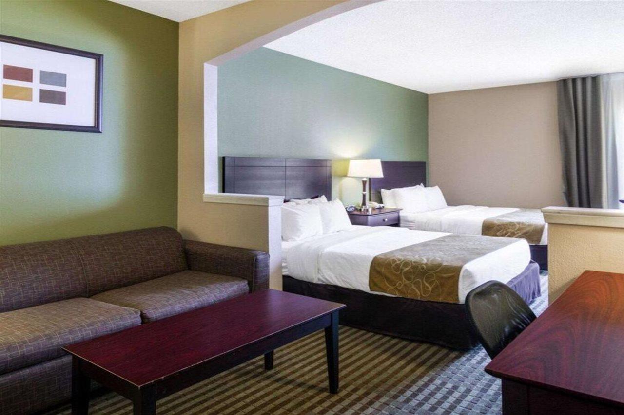 Quality Suites Irving-Las Colinas Eksteriør billede