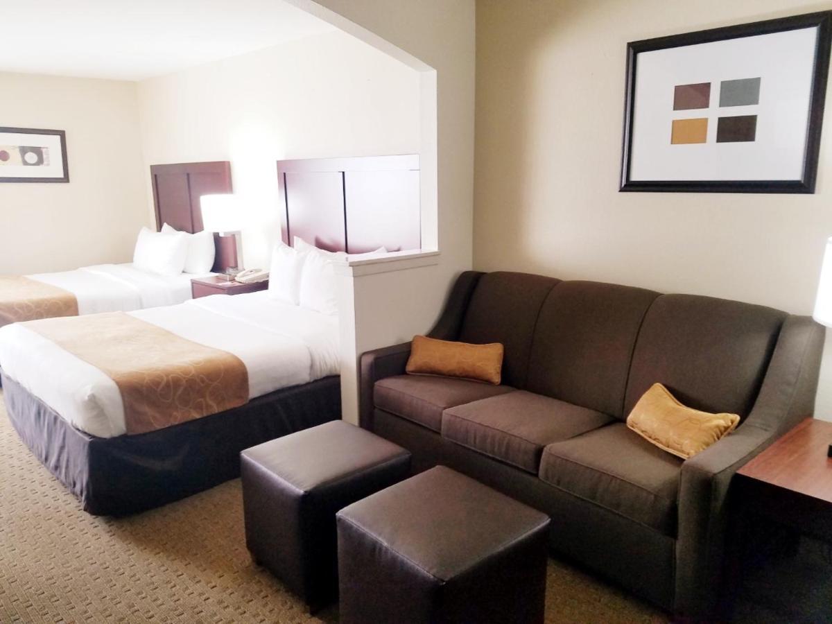 Quality Suites Irving-Las Colinas Eksteriør billede